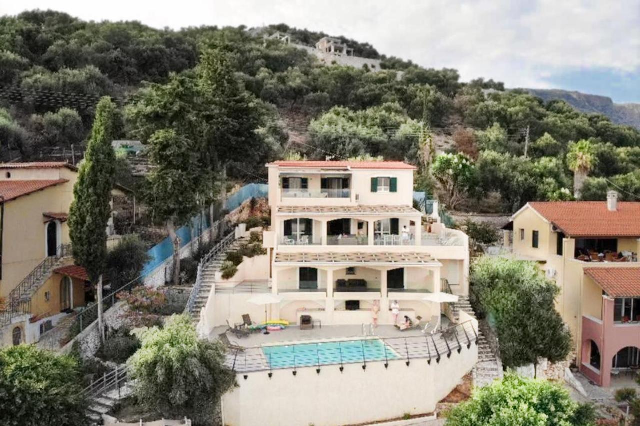 Villa Faiax Pyrgi  Extérieur photo